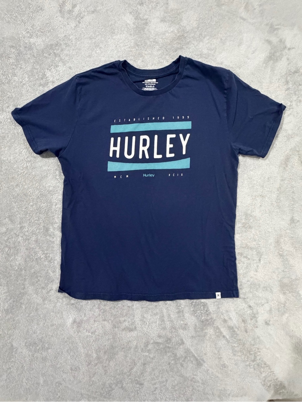 Hurley Men’s Large Navy Blue Graphic Logo T-Shirt Short Sleeve 100% Cotton